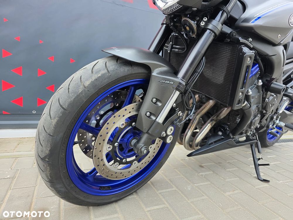 Yamaha FZ8 - 26