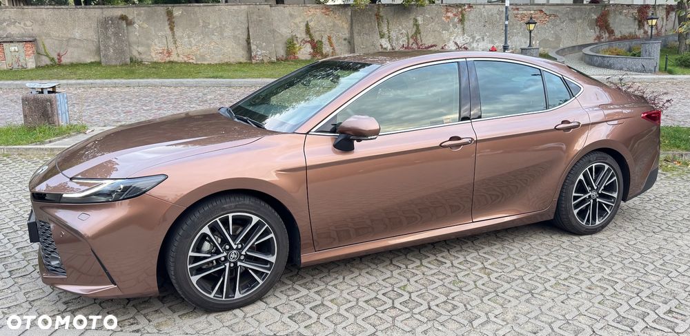 Toyota Camry 2.5 Hybrid Dynamic Force Executive e-CVT - 24