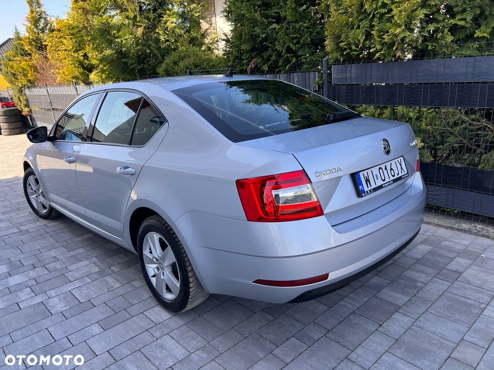 Skoda Octavia 1.6 TDI SCR Ambition - 4
