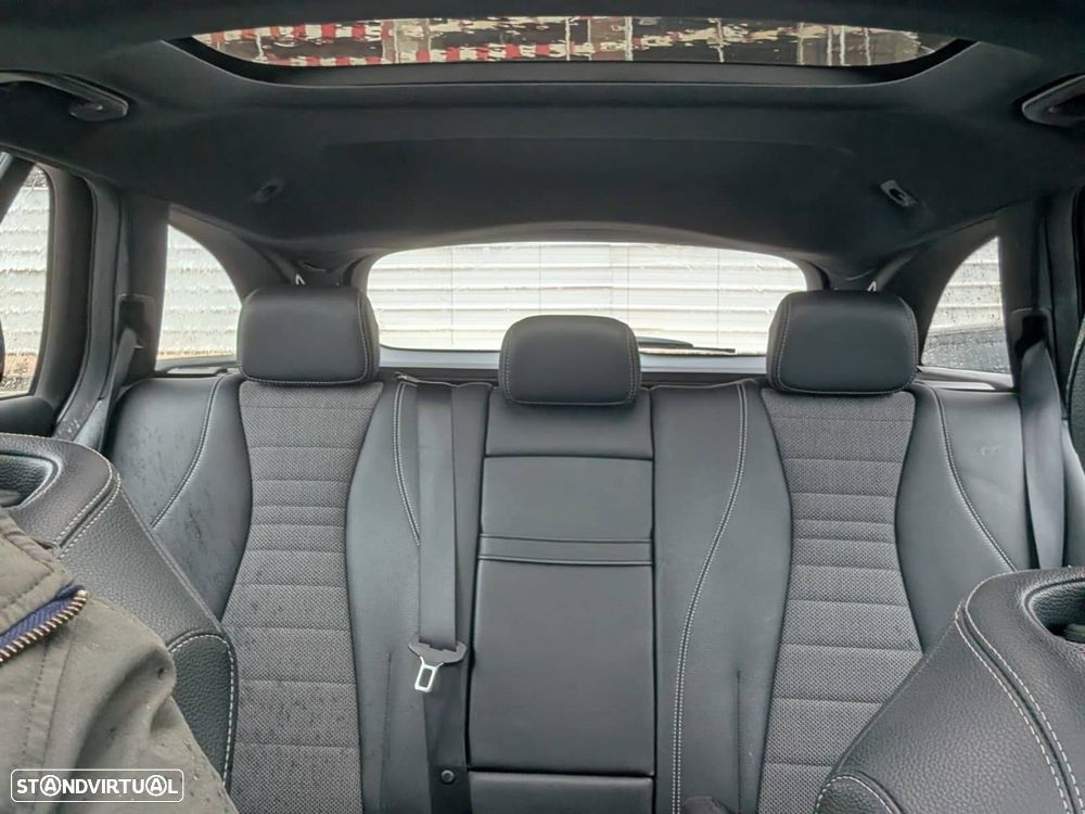Mercedes-Benz E 300 Bluetec Hybrid Avantgarde - 4