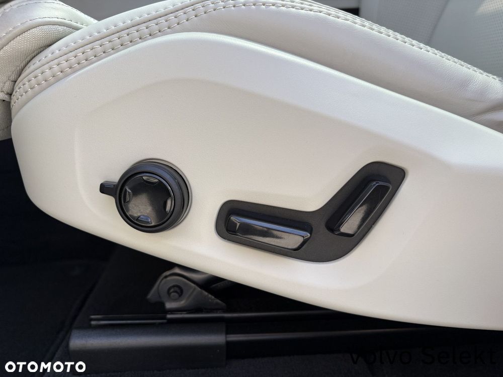 Volvo XC 60 - 12