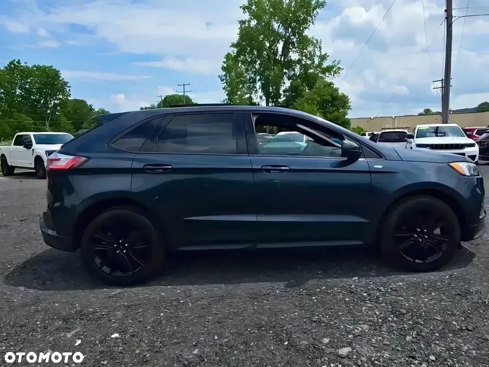 Ford Edge - 5
