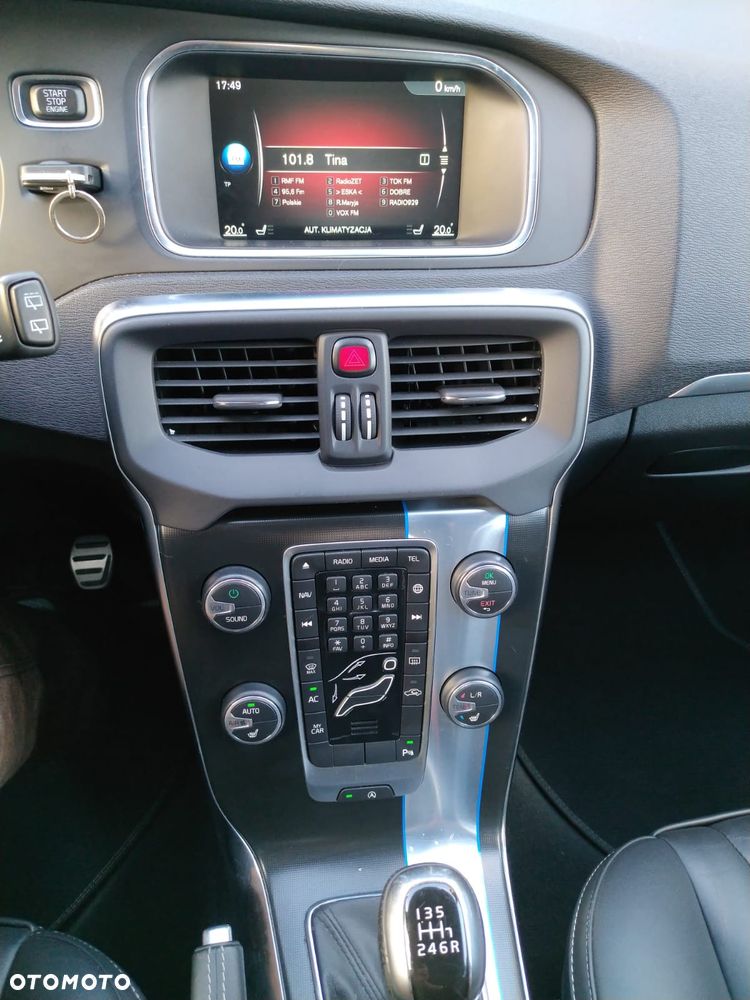 Volvo V40 D4 Summum - 13