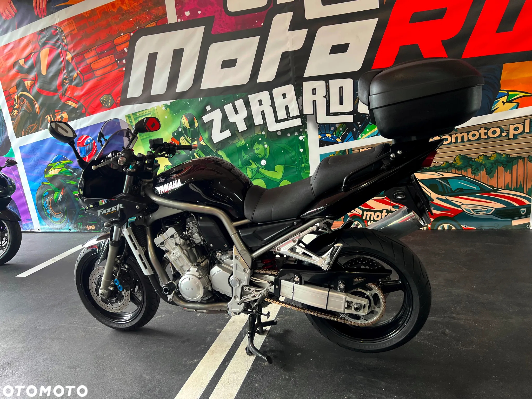 Yamaha FZS - 9