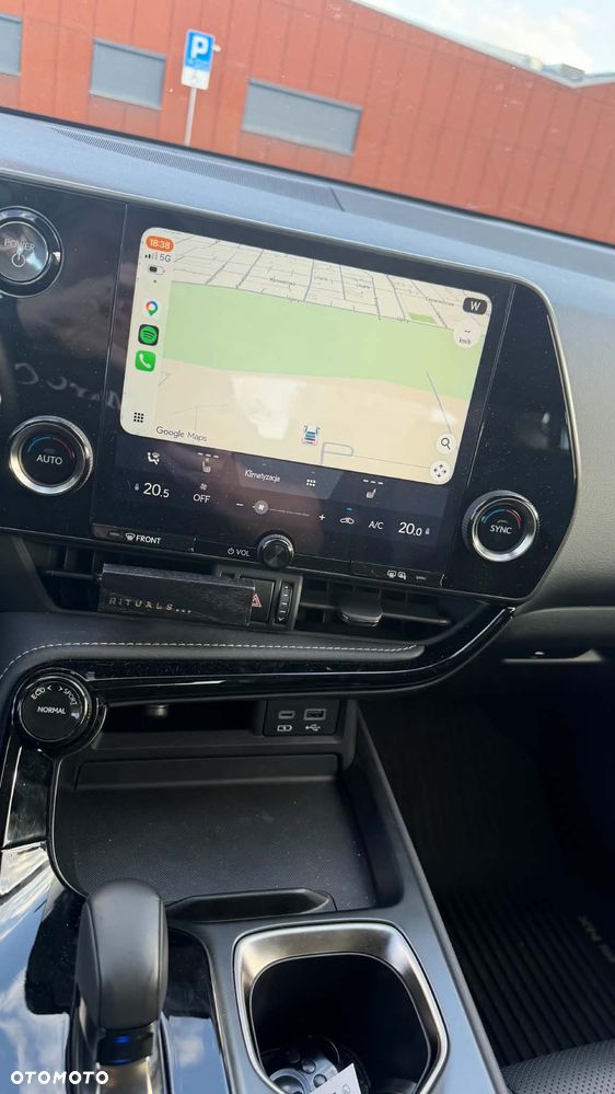 Lexus NX 350h Business AWD - 11