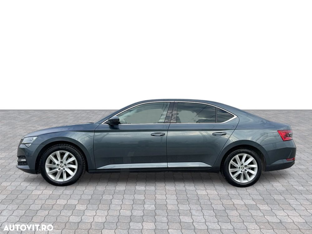 Skoda Superb 2.0 TDI DSG Ambition - 2
