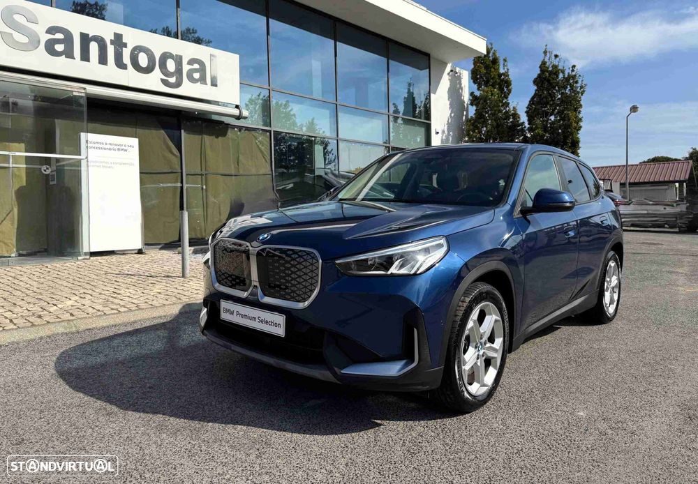 BMW iX1 xDrive30