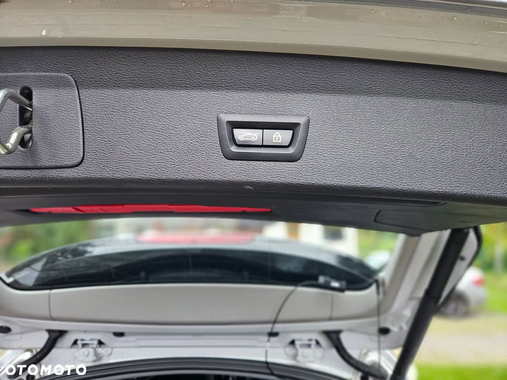 BMW X1 sDrive20d Sport - 13