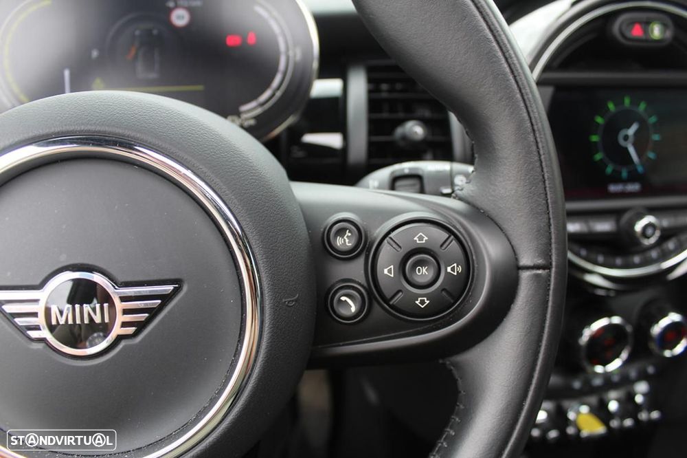 MINI 3 Portas Cooper SE Essential - 42
