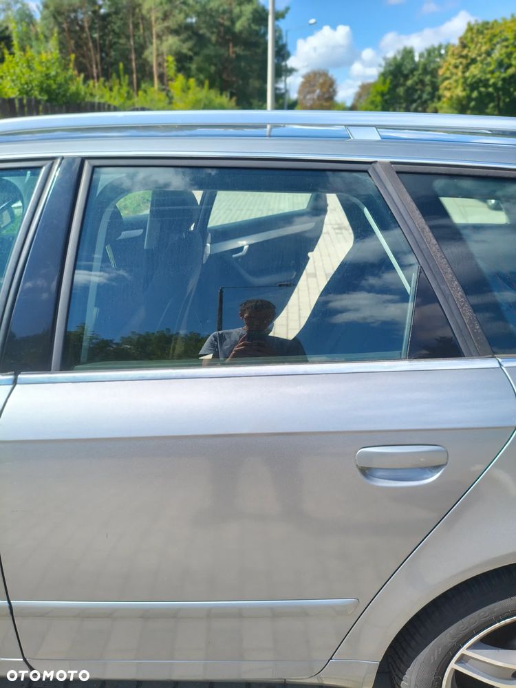 Audi A4 Avant 2.0 TDI - 23