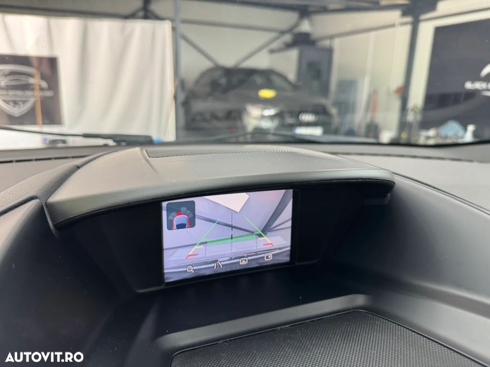Ford Kuga 2.0 TDCi 4WD Powershift Titanium - 6