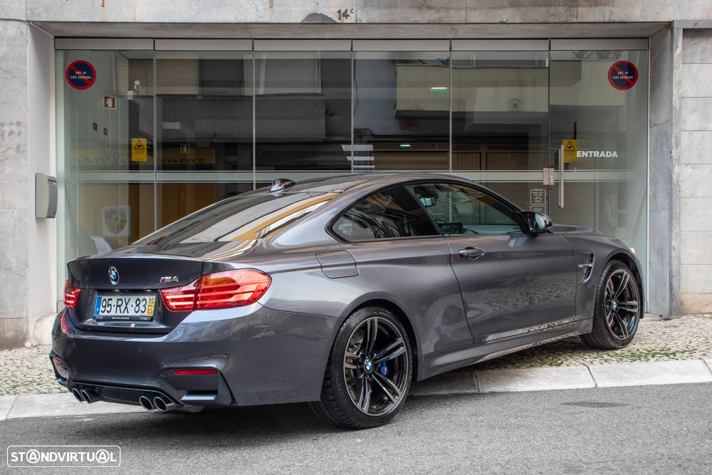 BMW M4 Auto - 35