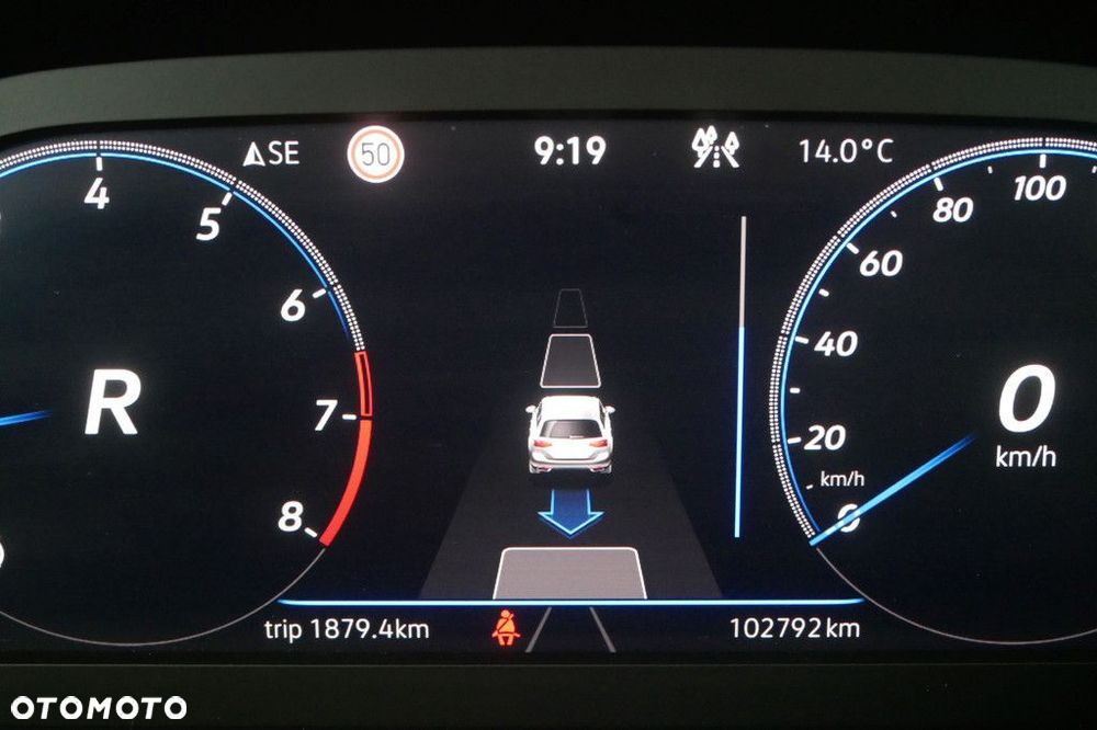 Volkswagen Passat Variant 2.0 TSI Elegance DSG - 26