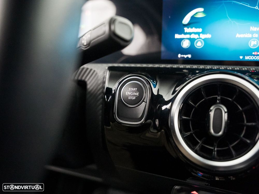 Mercedes-Benz CLA 250 e Shooting Brake Style Plus - 24