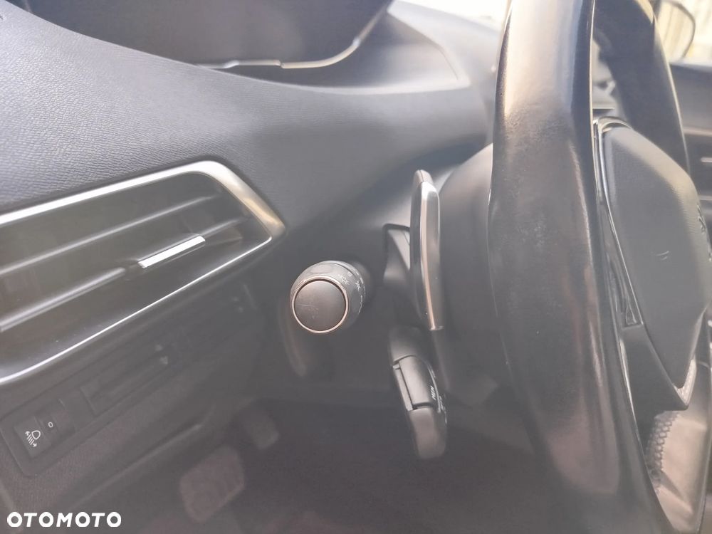 Peugeot 3008 BlueHDi 130 Stop & Start EAT8 Allure Business-Paket - 33