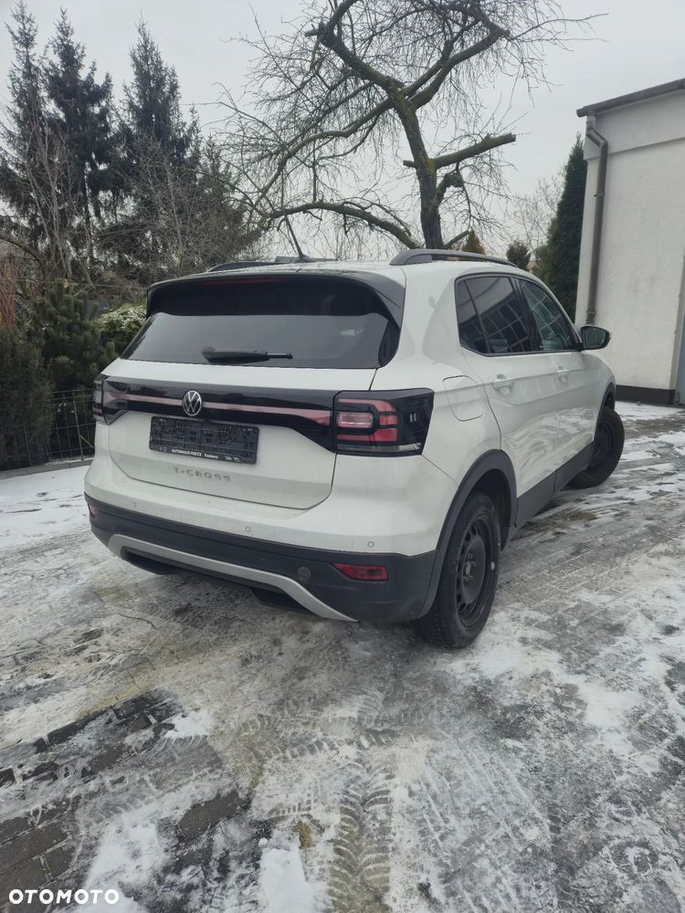 Volkswagen T-Cross 1.0 TSI OPF ACTIVE - 5