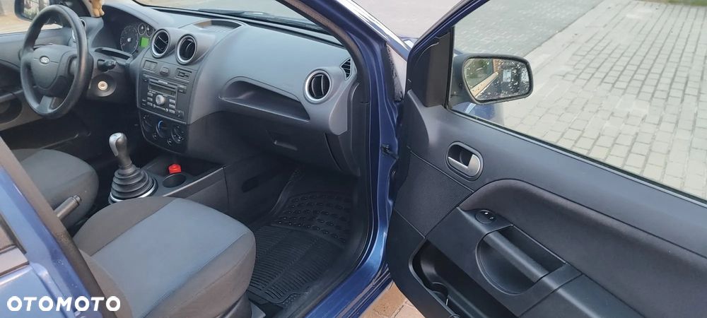 Ford Fiesta 1.4 Style - 10
