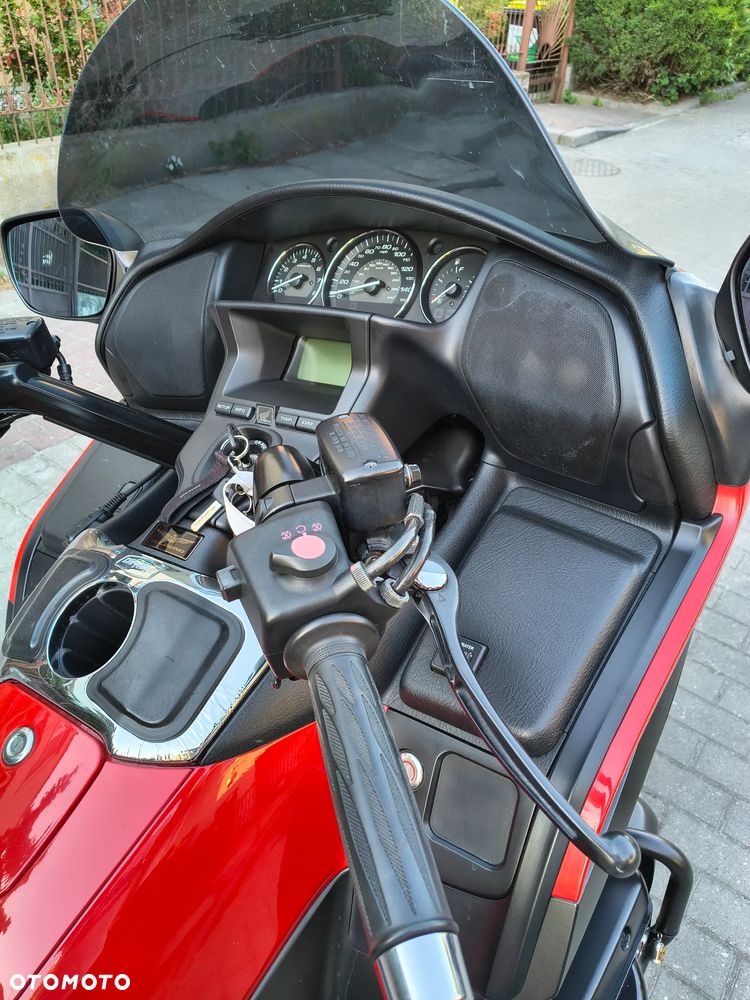 Honda GL - 6