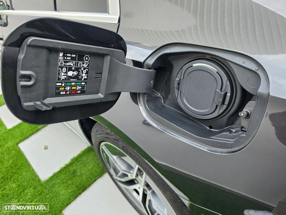 Mercedes-Benz E 300 de AMG Line 4Matic - 20