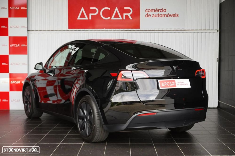 Tesla Model Y Long Range RWD - 6