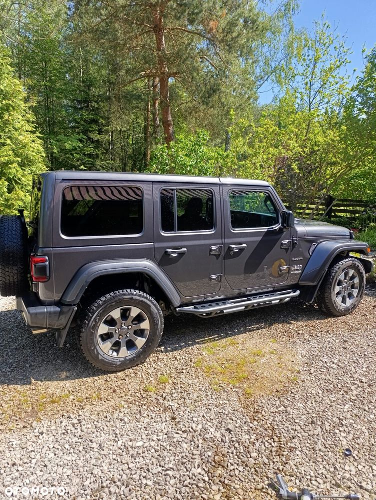 Jeep Wrangler - 5