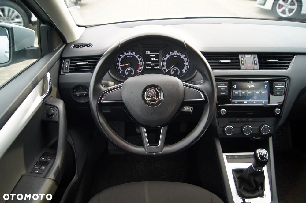 Skoda Octavia 1.6 TDI Ambition - 11