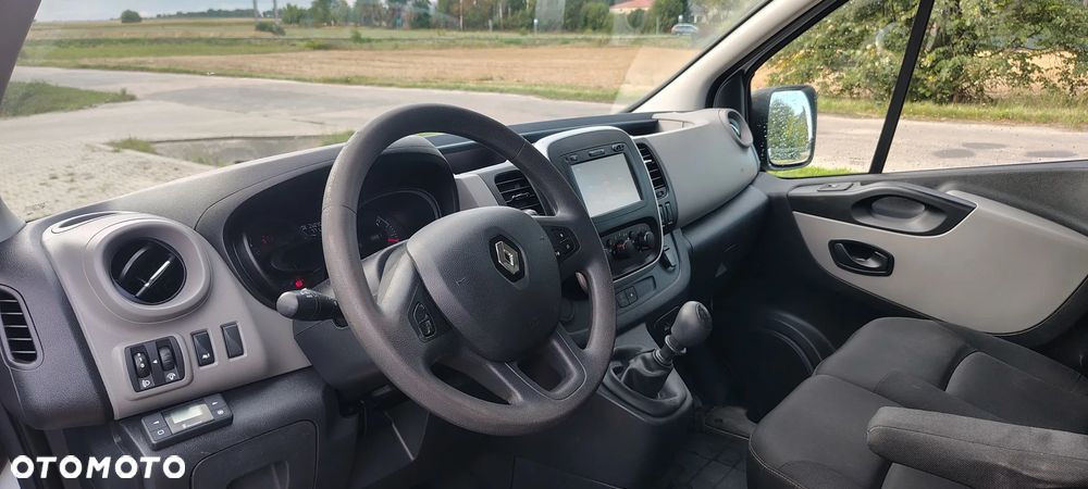 Renault Trafic - 15