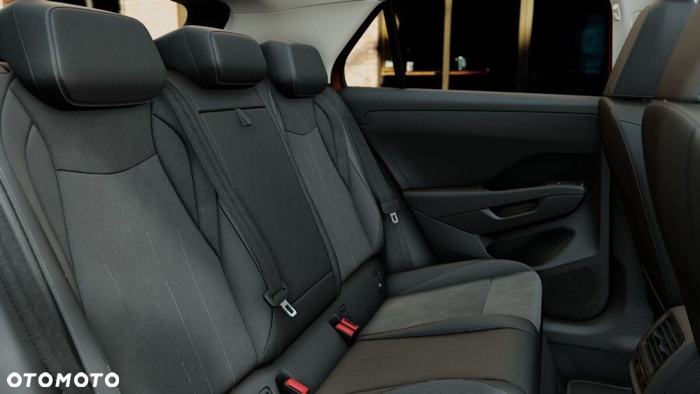 Volkswagen T-Roc - 12