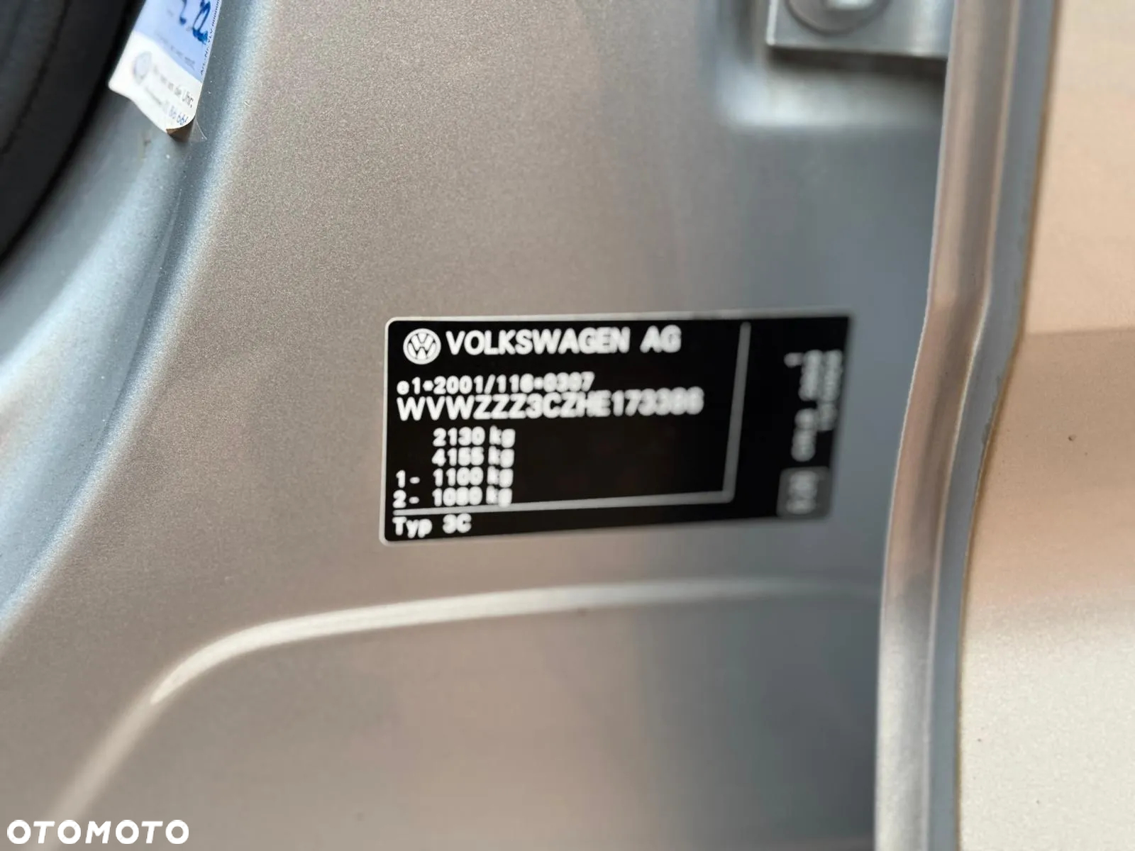Volkswagen Passat - 18
