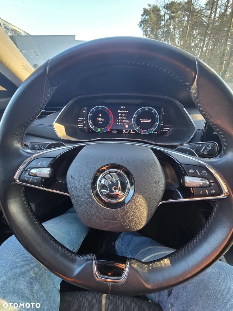 Skoda Octavia 2.0 TDI DSG Style - 30