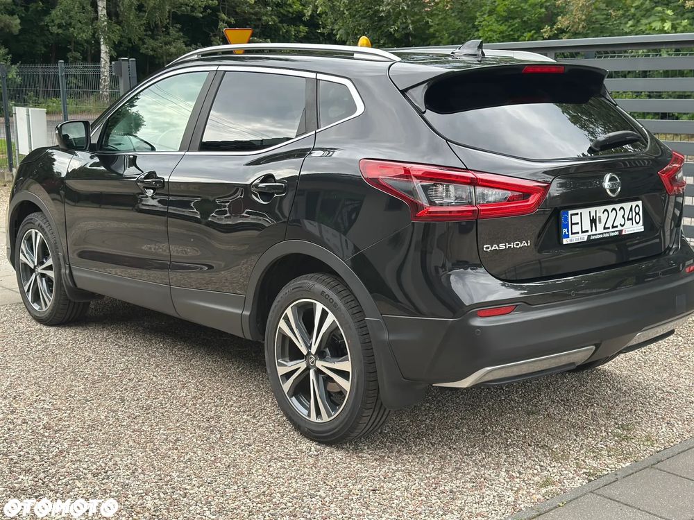 Nissan Qashqai 1.6 DIG-T N-Connecta - 34