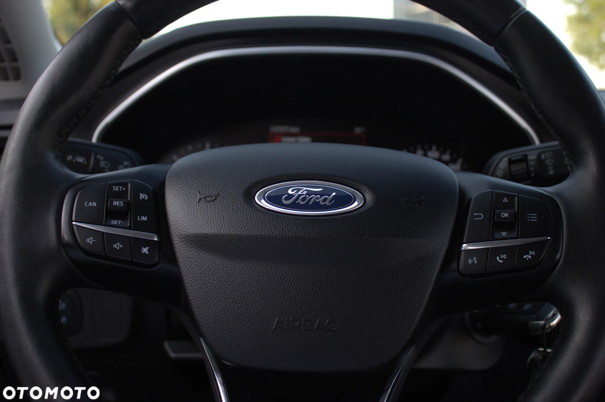 Ford Focus 1.5 EcoBlue Start-Stopp-System COOL&CONNECT DESIGN - 25