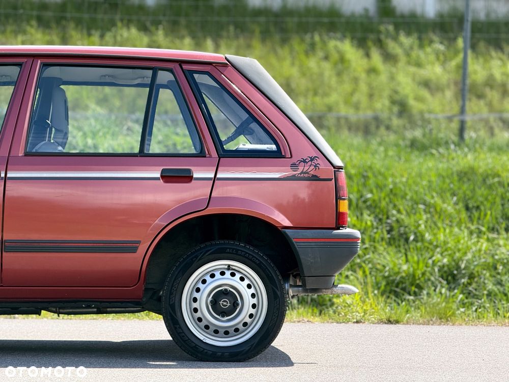 Opel Corsa - 36