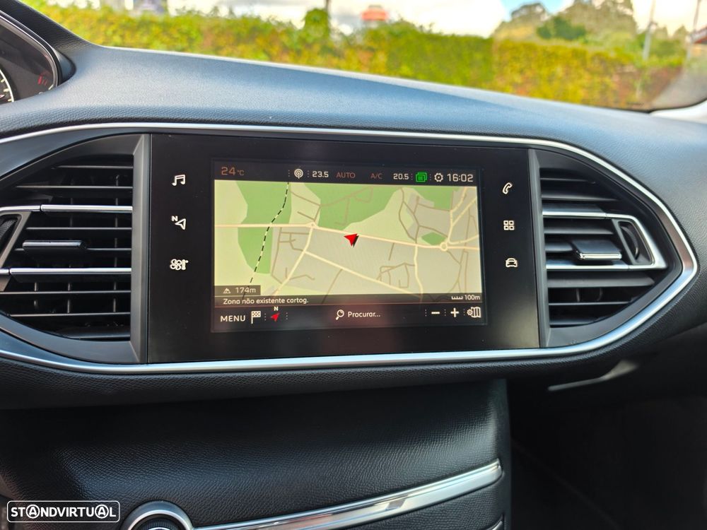 Peugeot 308 1.5 BlueHDi Allure EAT8 - 19