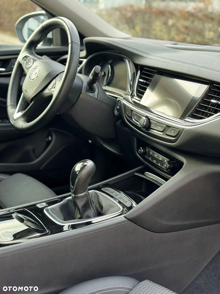 Opel Insignia 2.0 CDTI Cosmo S&S - 19