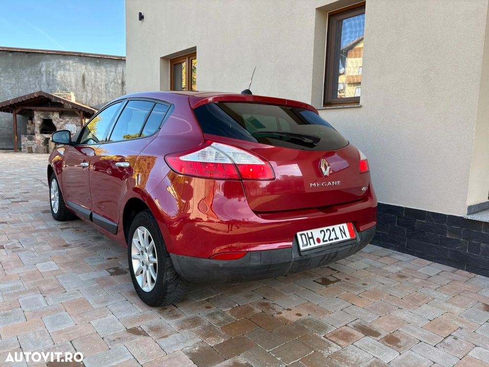Renault Megane dCi 110 FAP EDC Paris - 13