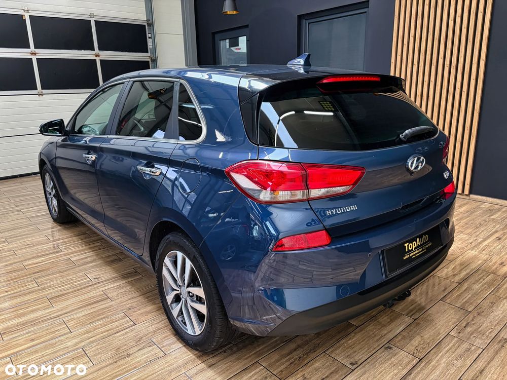 Hyundai i30 1.6 CRDi BlueDrive Go - 9