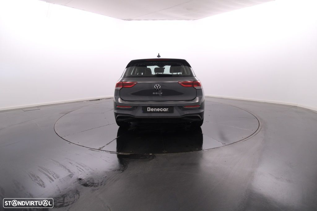 VW Golf 2.0 TDI Life DSG - 6
