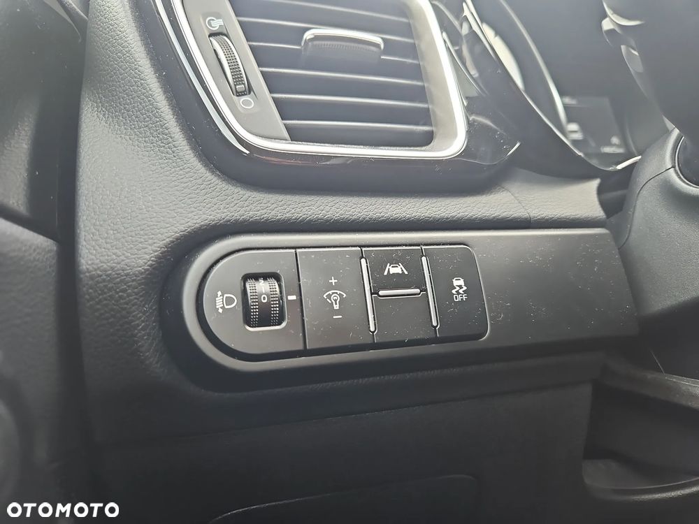 Kia Ceed 1.5 T-GDI Tribute - 16