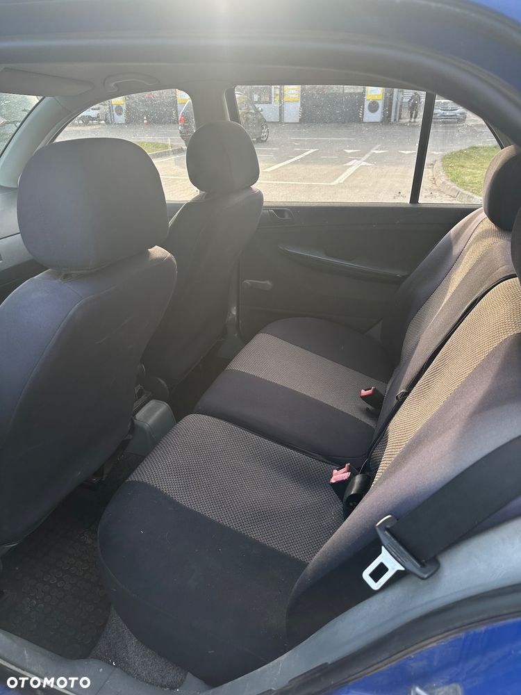 Skoda Fabia 1.2 HTP Classic - 8