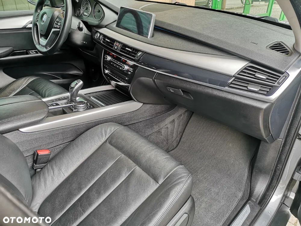 BMW X5 xDrive30d - 18