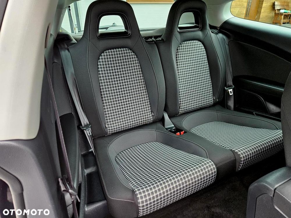 Volkswagen Scirocco 2.0 TSI BMT - 23