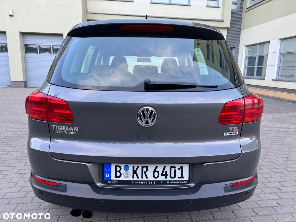Volkswagen Tiguan - 10