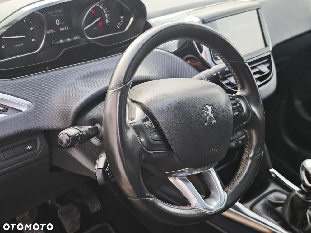 Peugeot 2008 e-HDi FAP 115 STOP & START Allure - 24