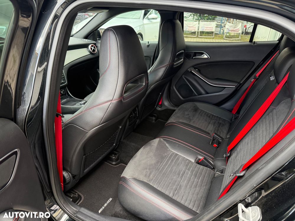 Mercedes-Benz GLA 250 4MATIC 7G-DCT Edition 1 - 14