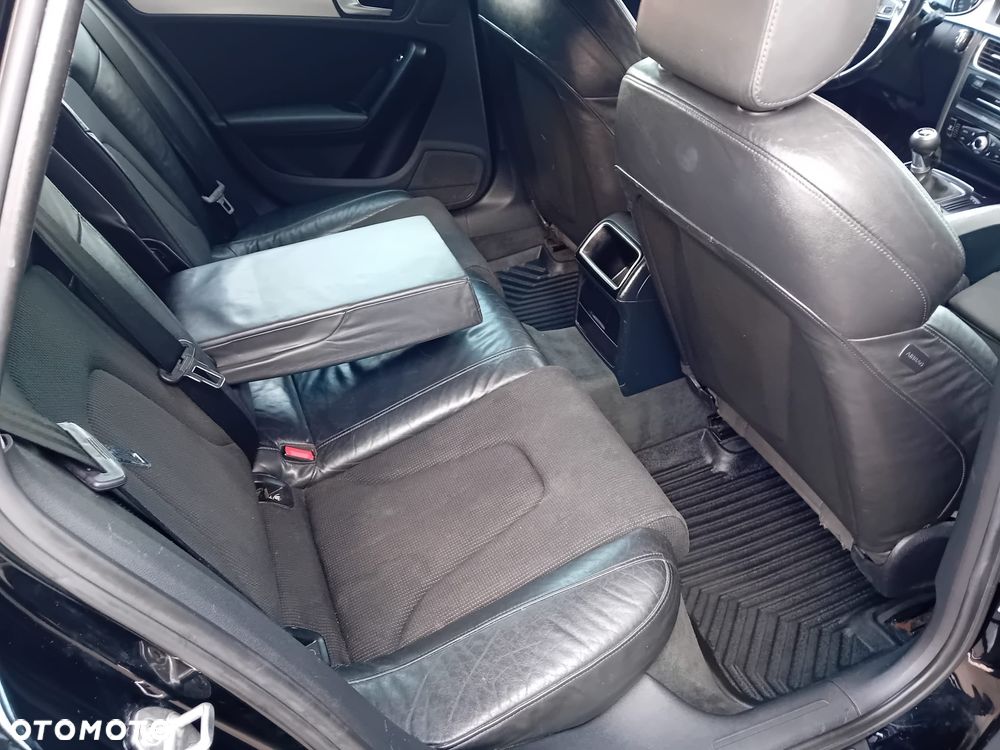 Audi A4 Avant 2.0 TDI DPF S line Sportpaket - 16