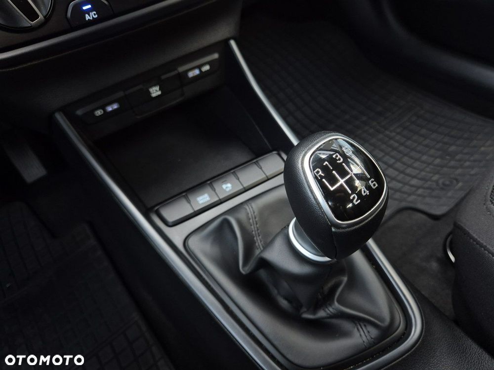 Hyundai i20 1.0 T-GDI Pure - 26