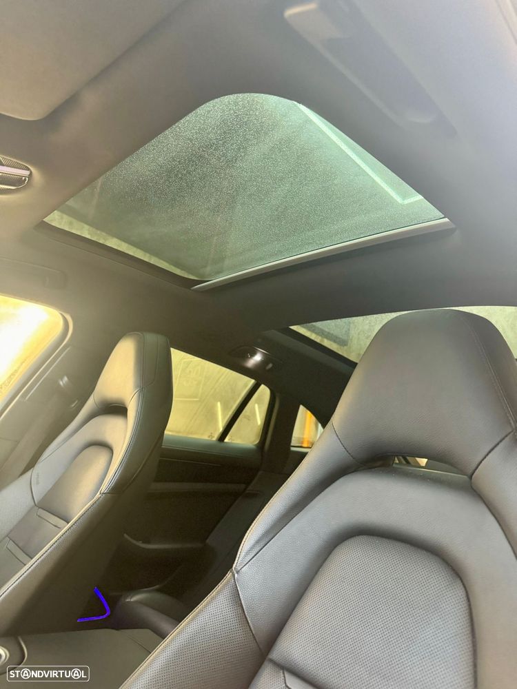 Porsche Panamera Sport Turismo 4 E-Hybrid - 9