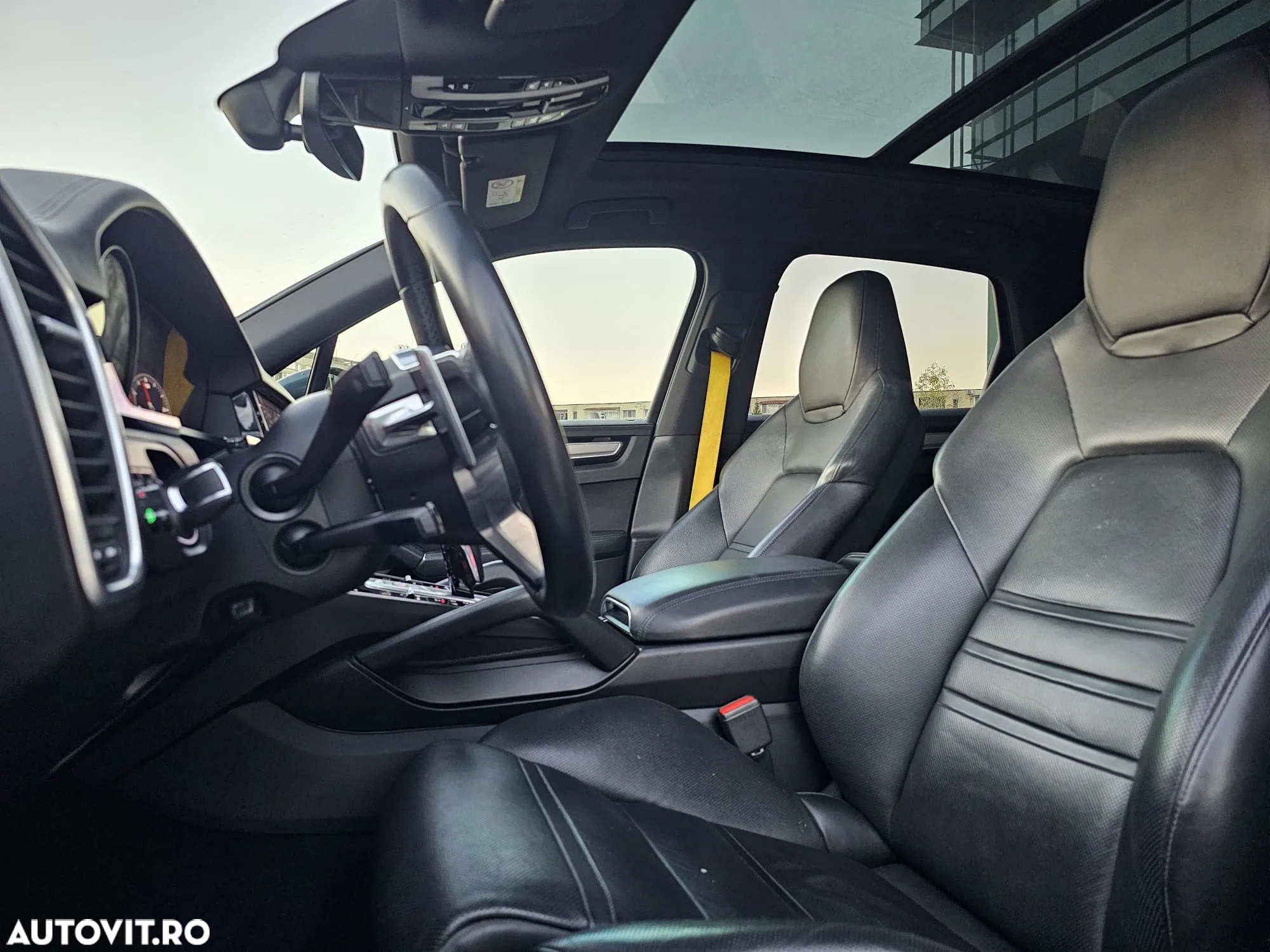 Porsche Cayenne S - 12