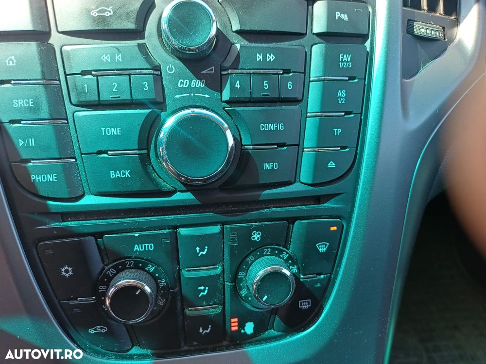 Opel Astra 1.4 ECOTEC Turbo Cosmo - 7